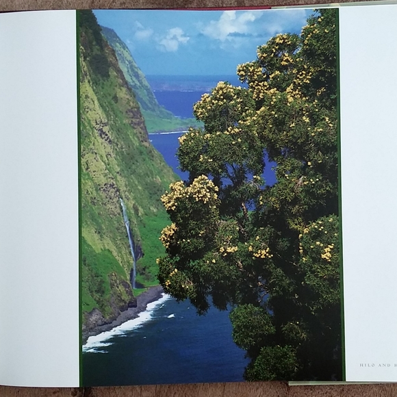Land of Fire And Ice Coffee Table Book Large - Picture 5 of 7